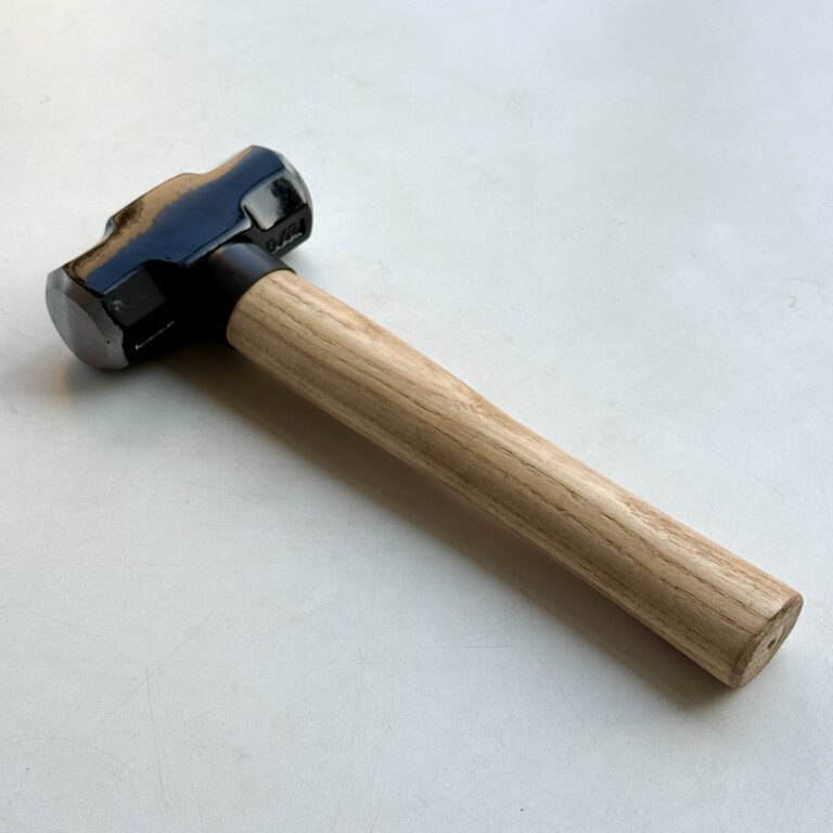 Alternative view of 2 lb Sledge Hammer – 13.5" wooden Handle